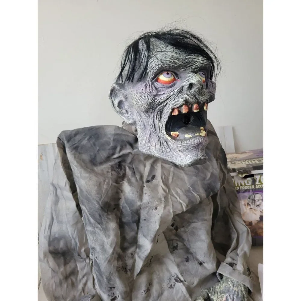 Seasonal belching zombie fogger animated Halloween prop‎ groundbreaker decor